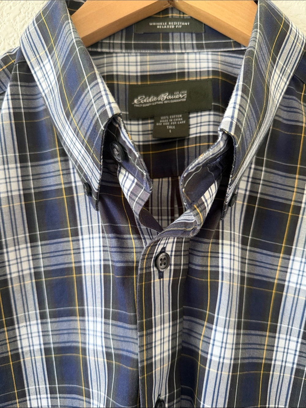 Eddie Bauer 100% Cotton Wrinkle-Resistant Relaxed Fit Plaid Shirt, Large Tall